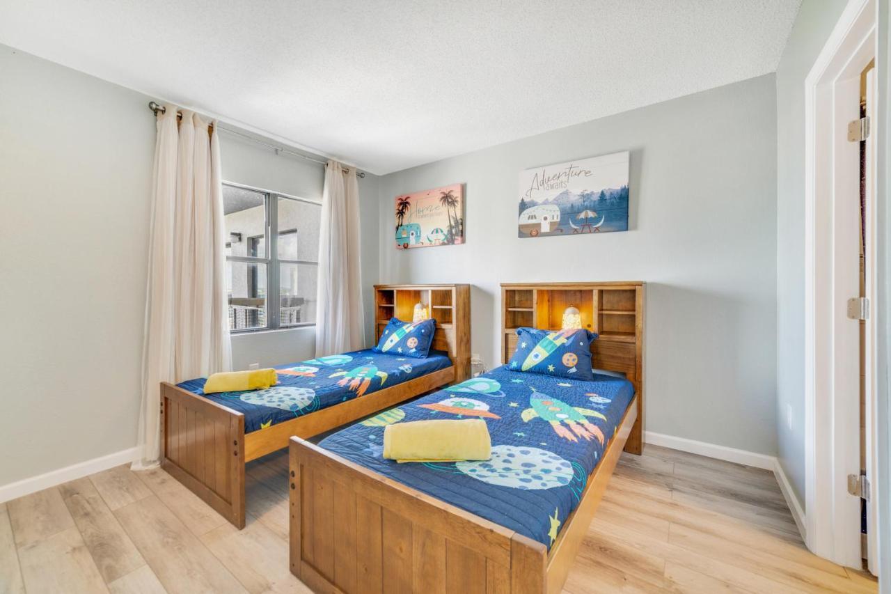 Fabulous Resort Condo With Heated Pool! Orlando Kültér fotó
